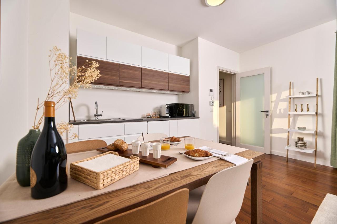 Brand New 1 Bedroom Apartment With Backyard Near The Beach! โปเรช ภายนอก รูปภาพ